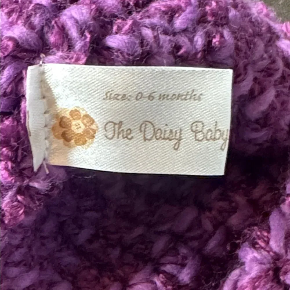 Daisy Baby Infant Girls Amethyst Hat Beanie with Pompoms Size 0-6 months NEW
